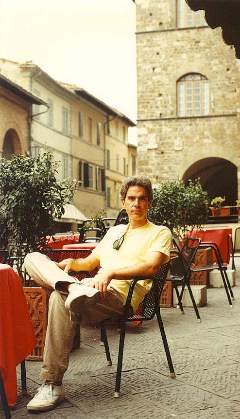 Larry, relaxin' in Italy